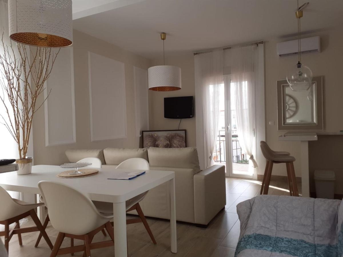 Ferienwohnung La Casa De Leon Xiii.Terraza Privada. Parejas Sevilla Exterior foto