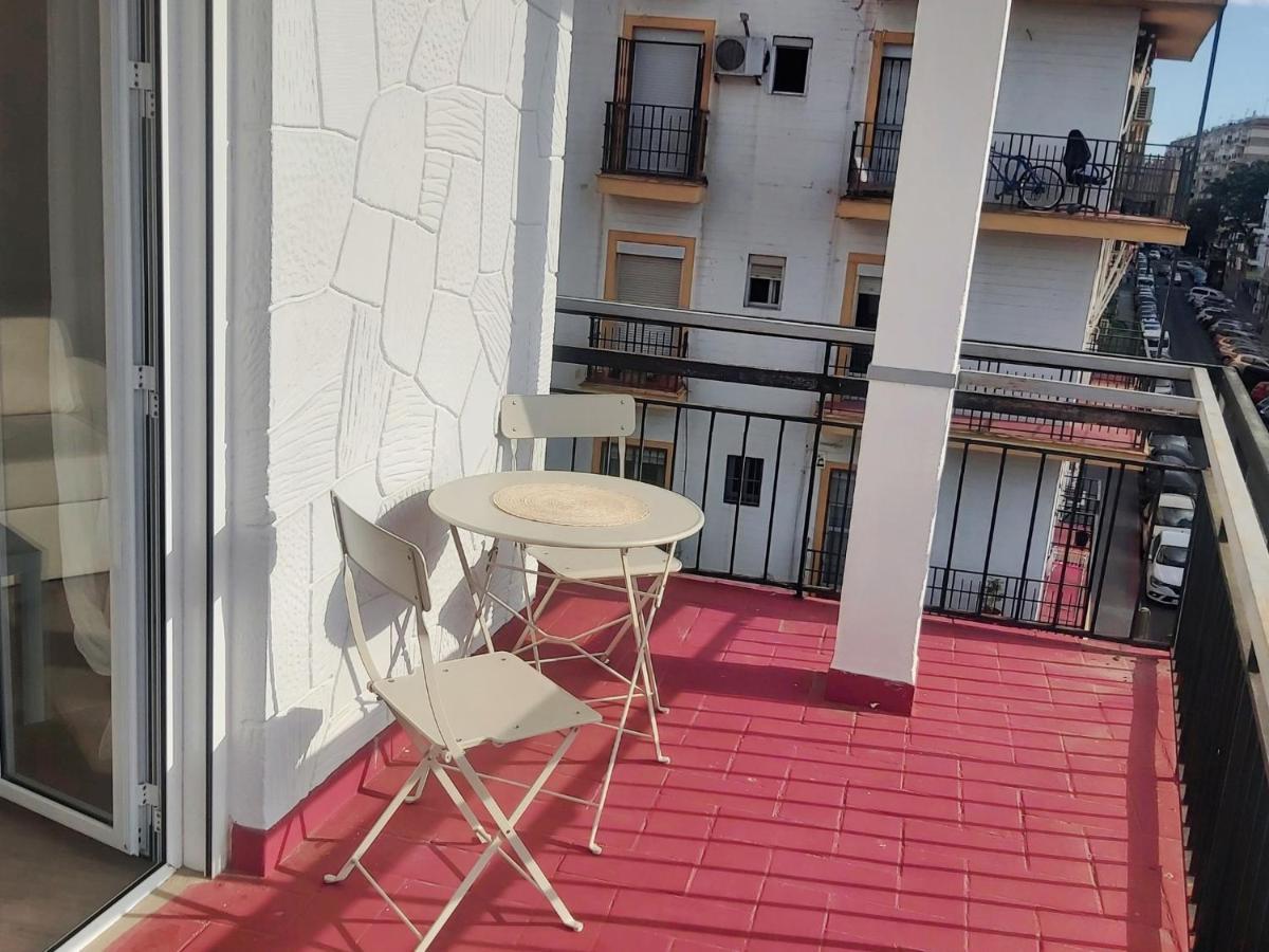 Ferienwohnung La Casa De Leon Xiii.Terraza Privada. Parejas Sevilla Exterior foto